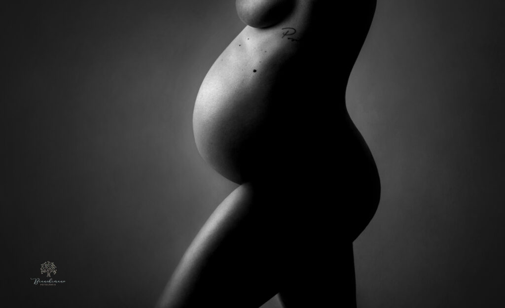 Sesión de fotografía de embarazo en Málaga – Natalia BR Fotografía Infantil