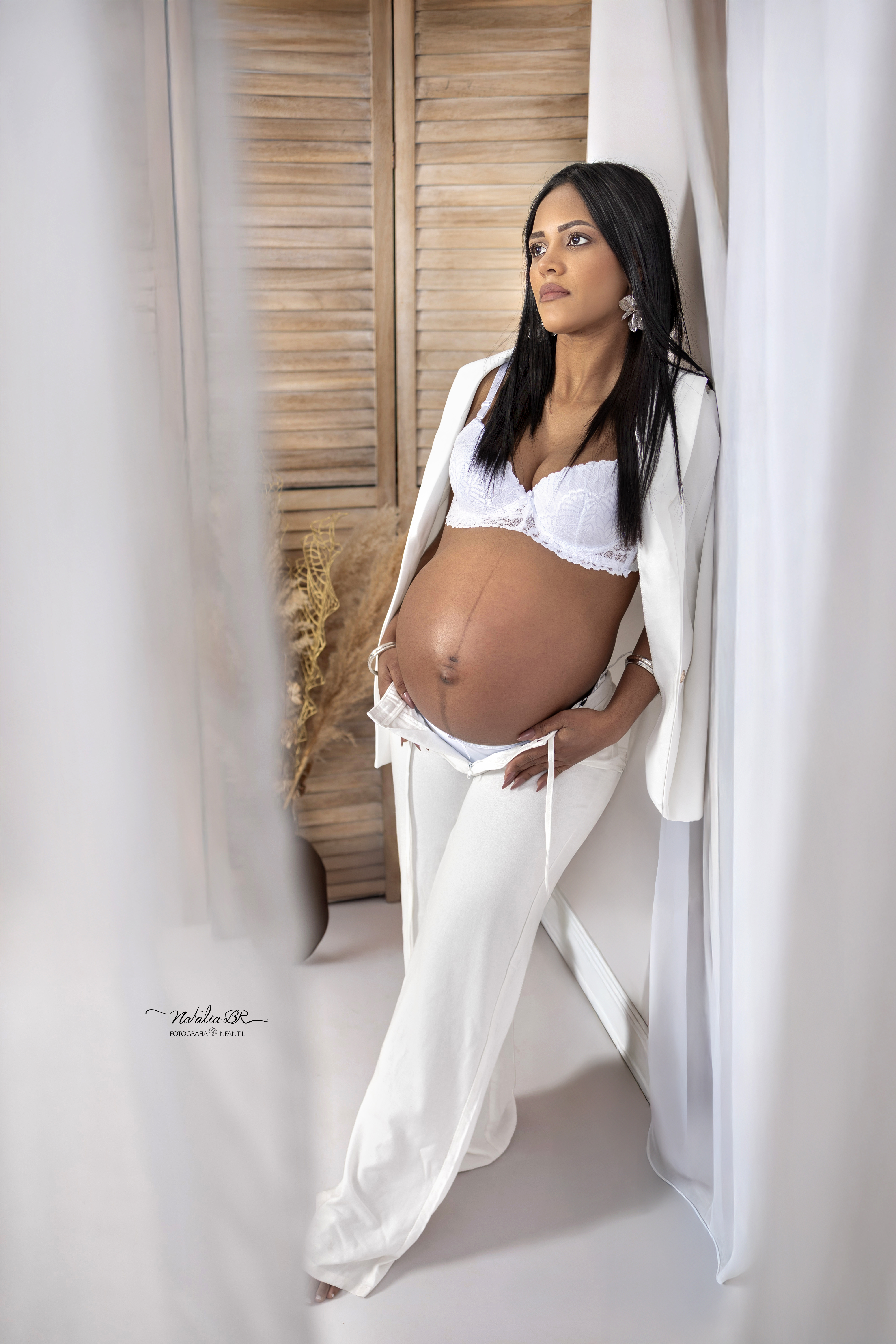 Sesión de fotografía de embarazo en Málaga – Natalia BR Fotografía Infantil