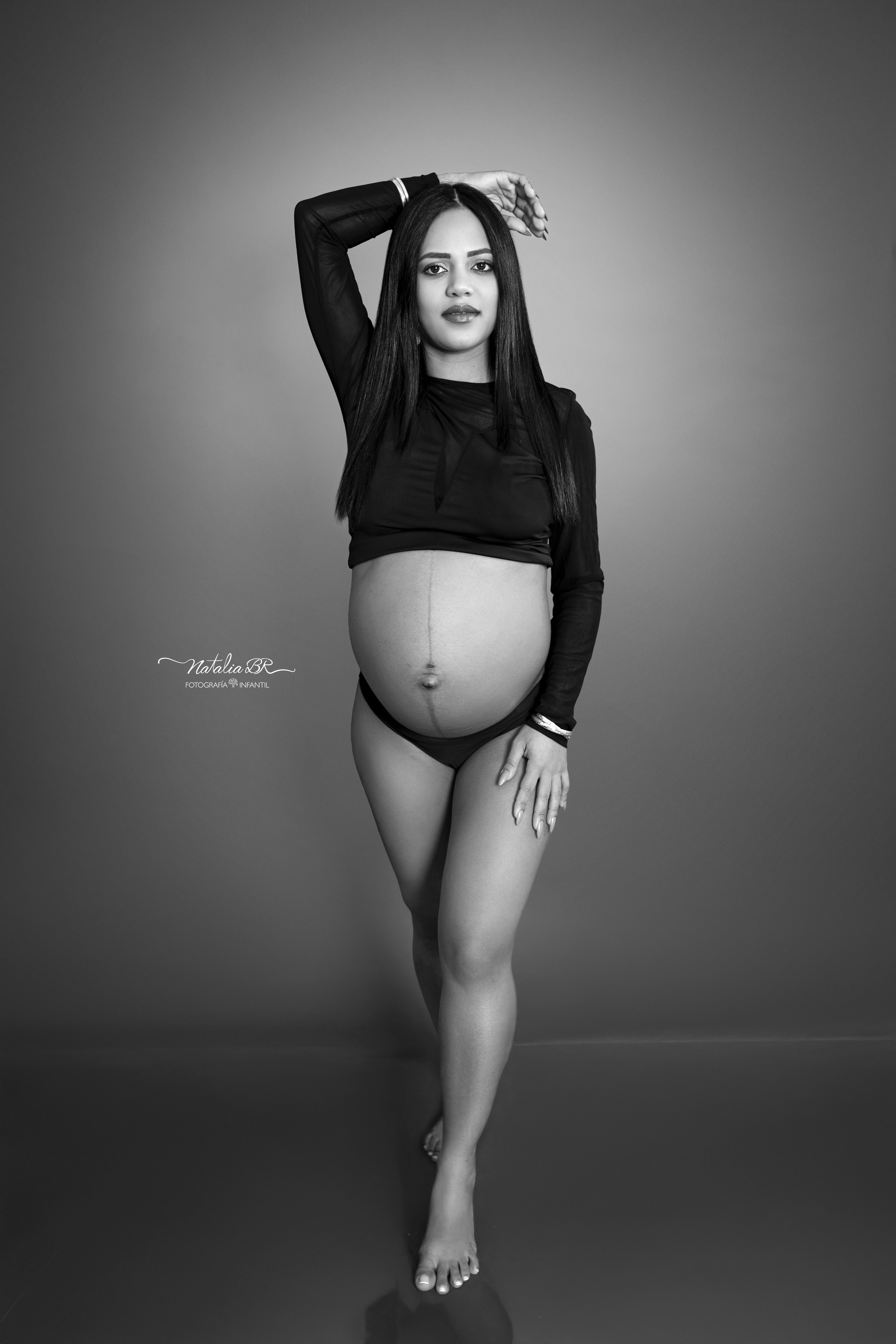 Sesión de fotografía de embarazo en Málaga – Natalia BR Fotografía Infantil