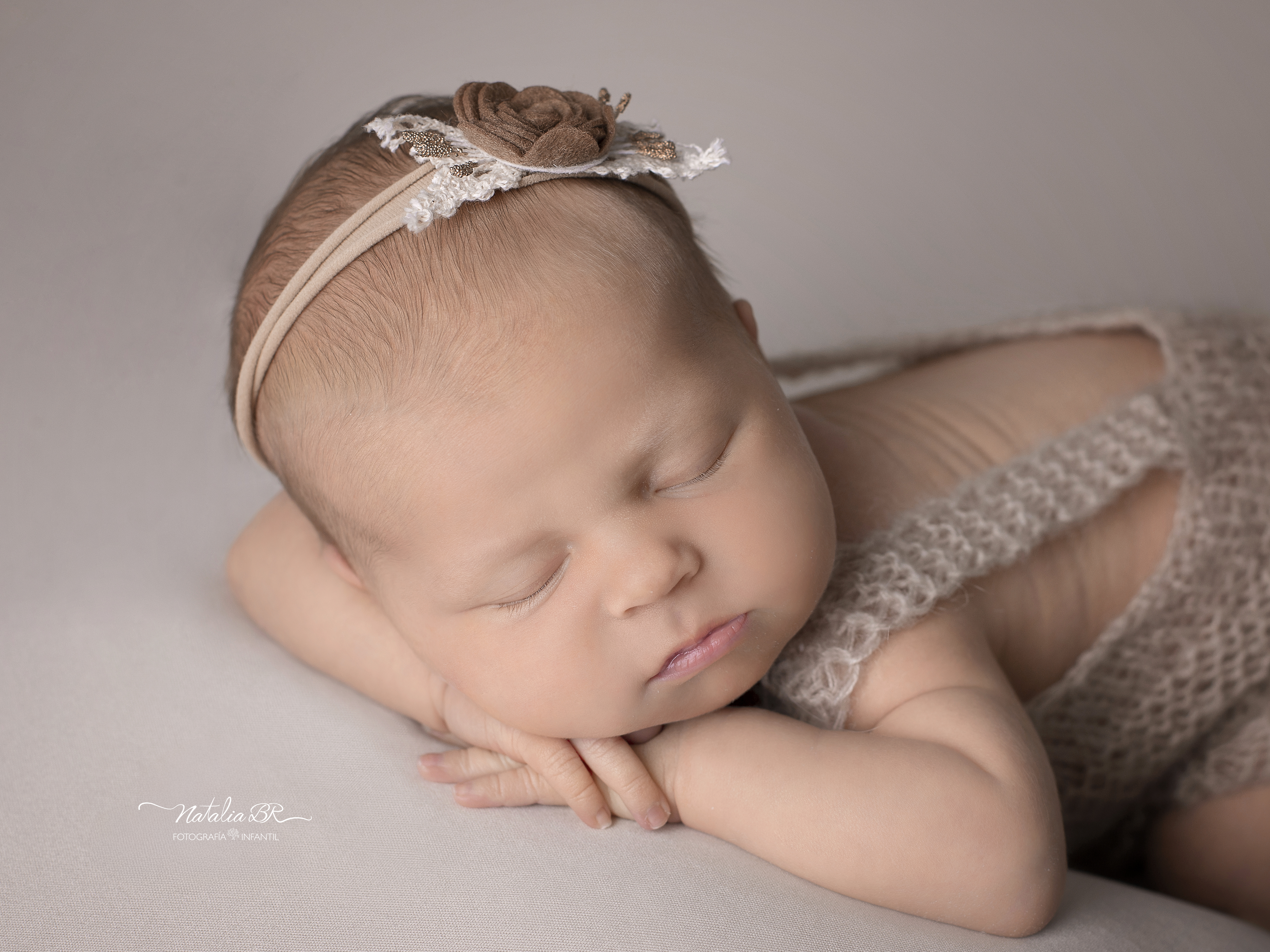 Sesión de fotografía de recién nacidos en Málaga – Natalia BR Fotografía Infantil