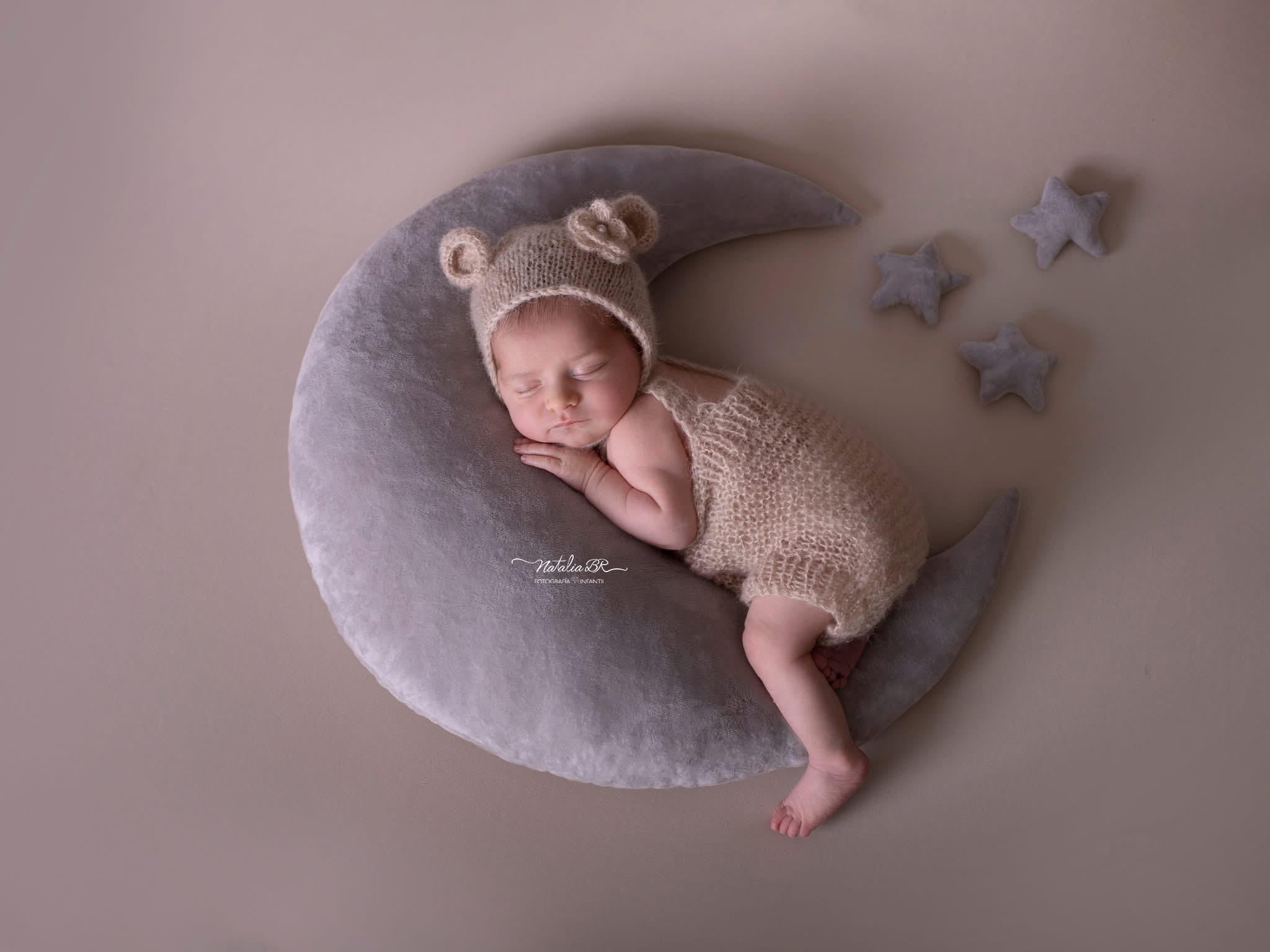 Sesión de fotografía de recién nacidos en Málaga – Natalia BR Fotografía Infantil