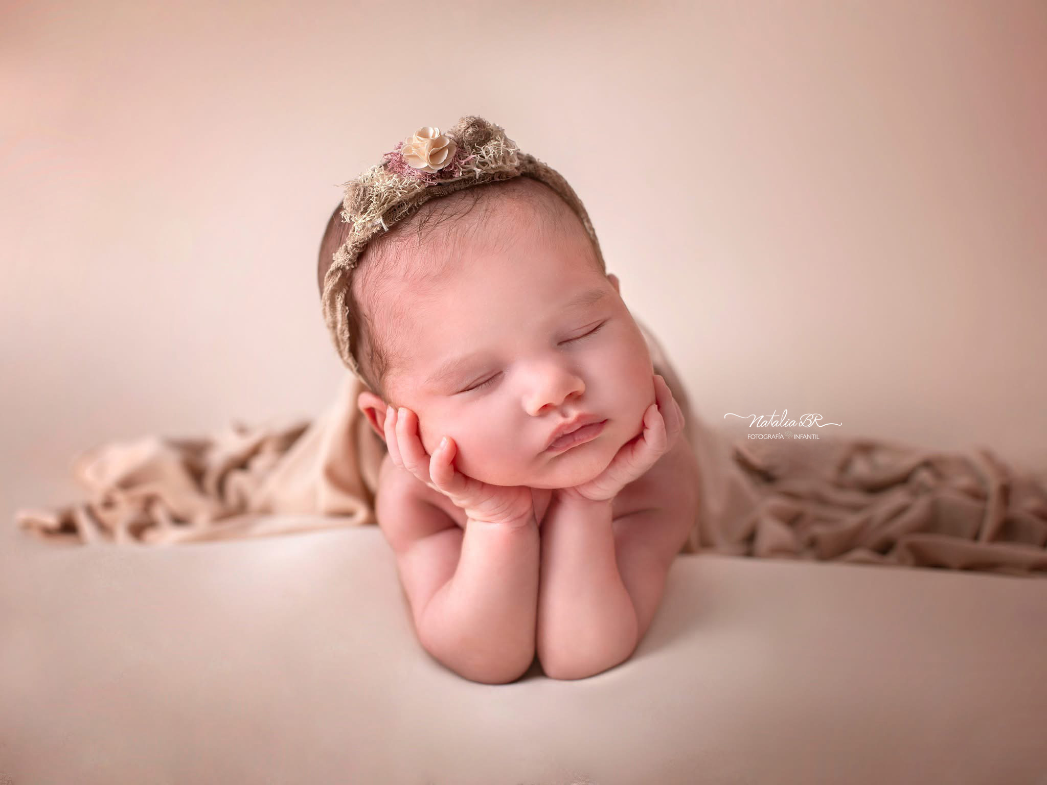 Sesión de fotografía de recién nacidos en Málaga – Natalia BR Fotografía Infantil
