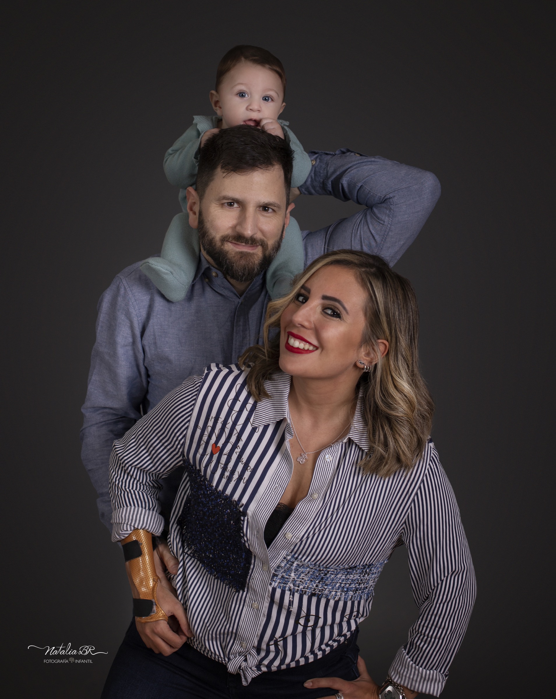 Sesión de fotos en familia en Málaga: cómo elegir el momento y la localización perfecta