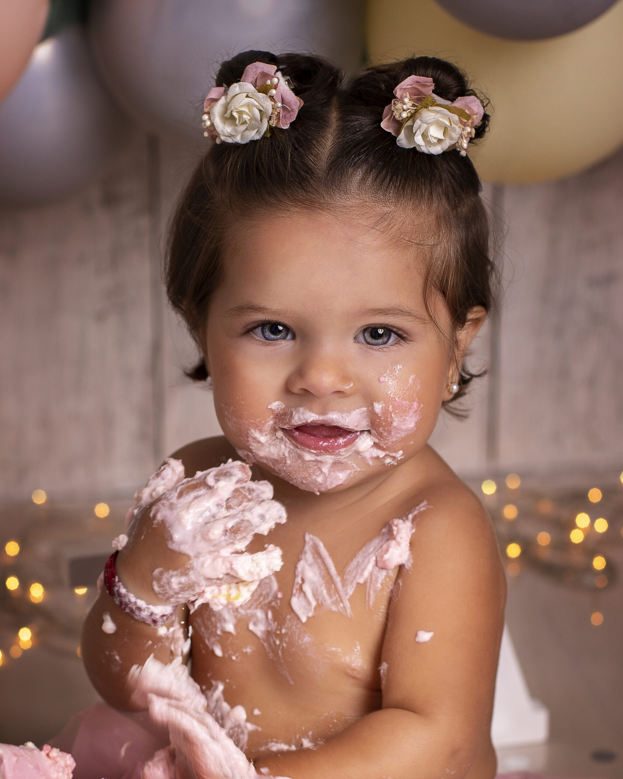 Sesión de fotografía de smash cake en Málaga – Natalia BR Fotografía Infantil